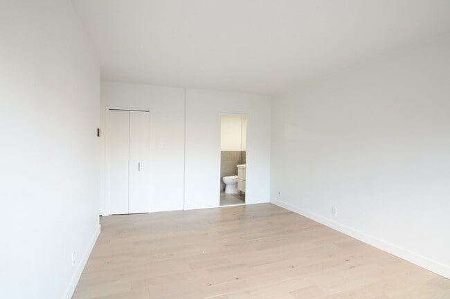 Photo - 4555 Av. Bonavista Unit 405