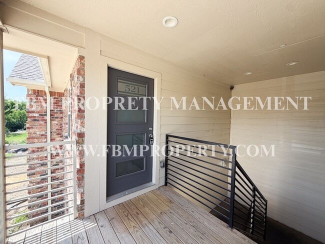 Photo - 1203 N Clay St Unit 521
