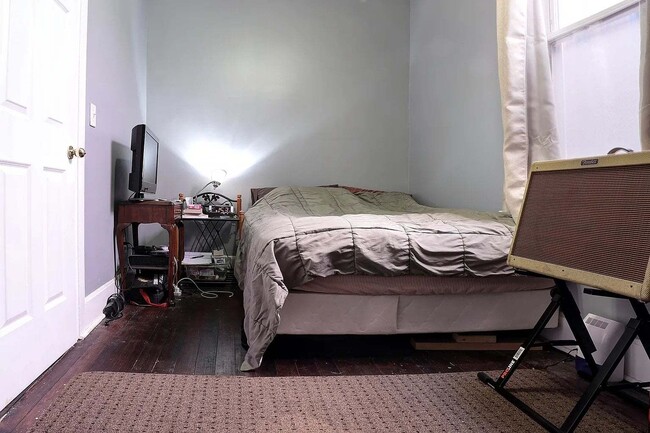 Photo - 2552 N Southport Ave Unit 2F