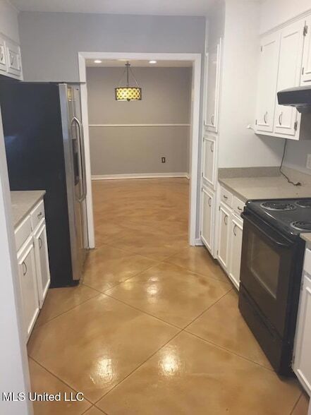 Photo - 102 Long Meadow Ct