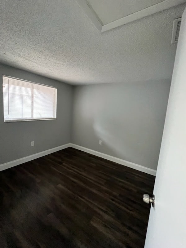 Photo - 1003 34th Ave W Unidad A