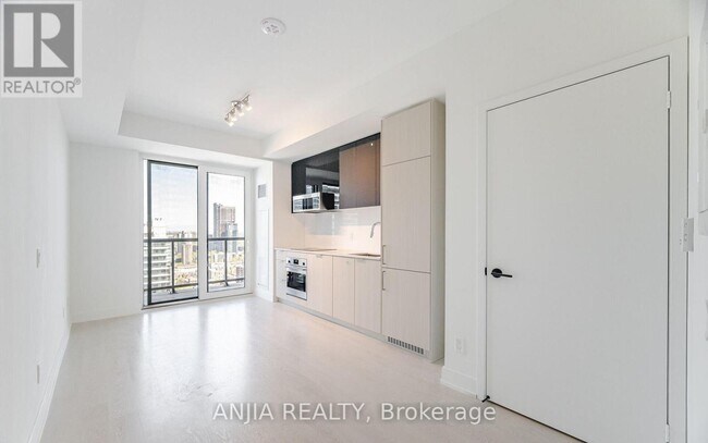 Photo - 308 Jarvis St Unit 3306