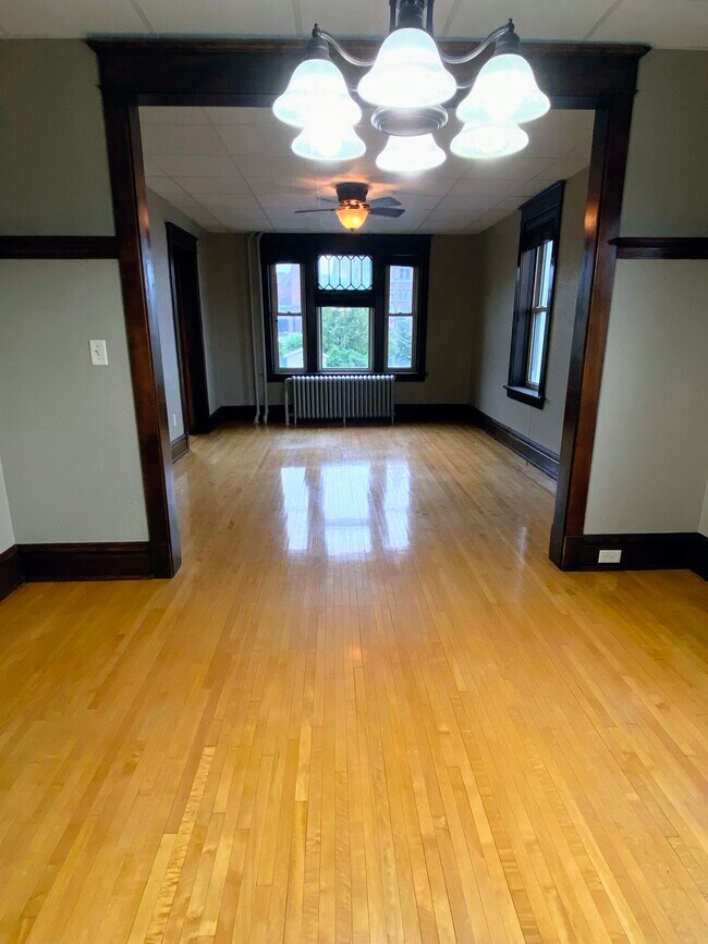 Dining Room - Wahldorf