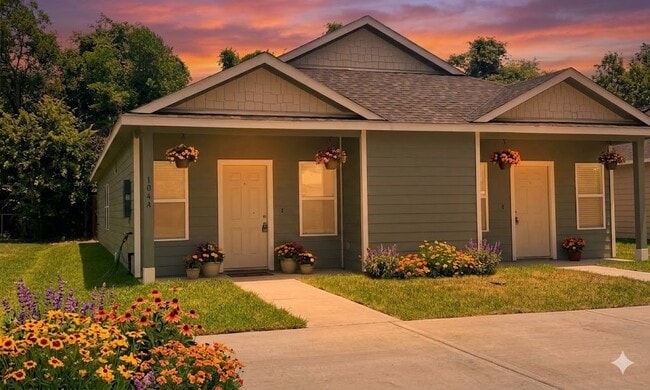 Building Photo - 104 Turner Dr