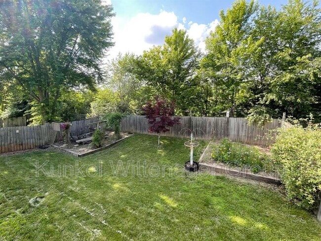 Photo - 2746 Brookrun Dr