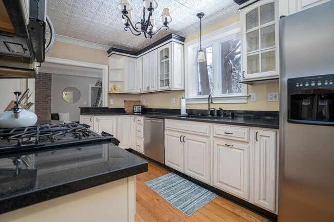 Photo - 308 Ballston Ave