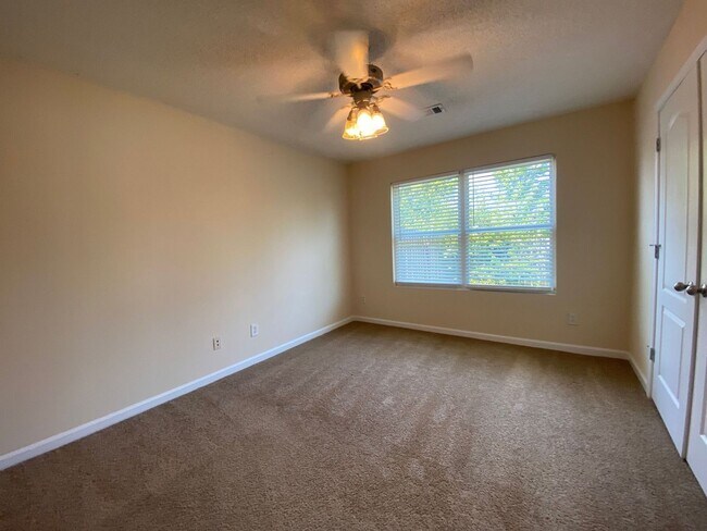 Photo - PRE-LEASING FOR AUGUST 2 2026! FENCED IN BACK YARD! 1/2 Off Deposit!