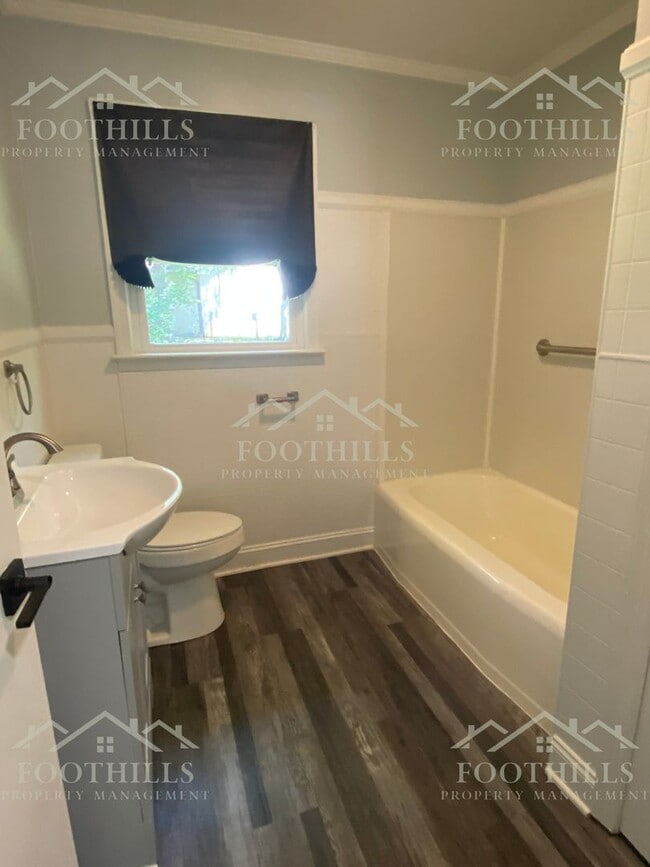 Photo - 3315 Berry Ln Unit A