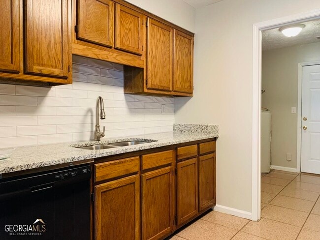 Photo - 140 Pine Terrace Unidad 140