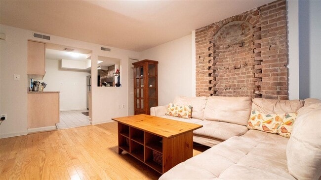 Photo - 517 Manila Ave Condo Unit 1