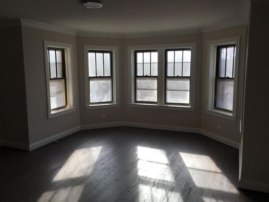 Photo - 4447 N Rockwell St Unidad 2