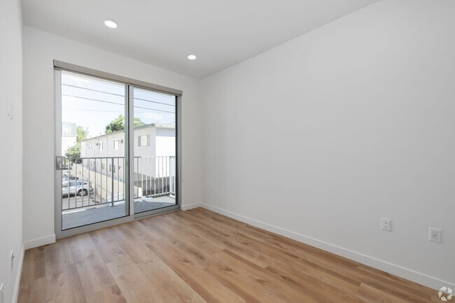 Photo - Federal Apartments