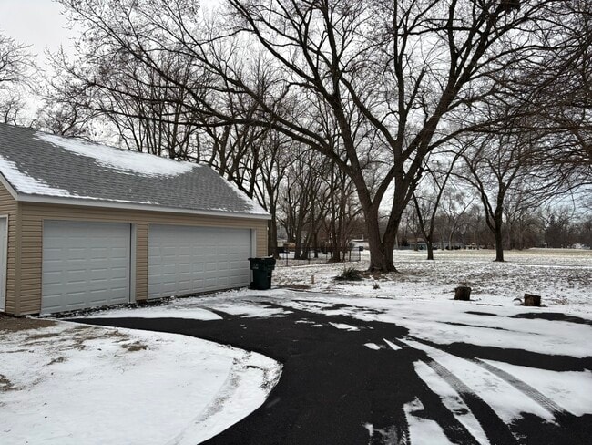 Photo - 3226 181st St