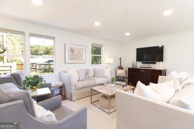 Photo - 1092 West Lake Dr