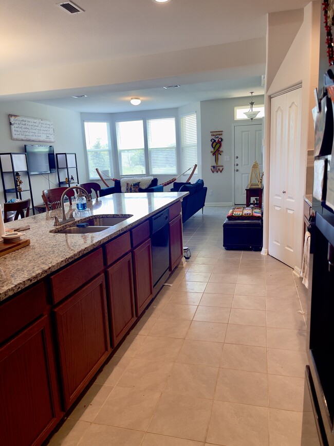 Photo - 588 Ferrule Dr