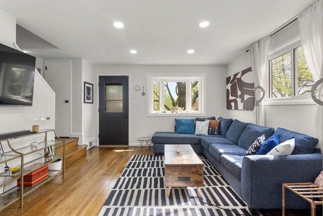 Photo - 3300 Manorwood Dr