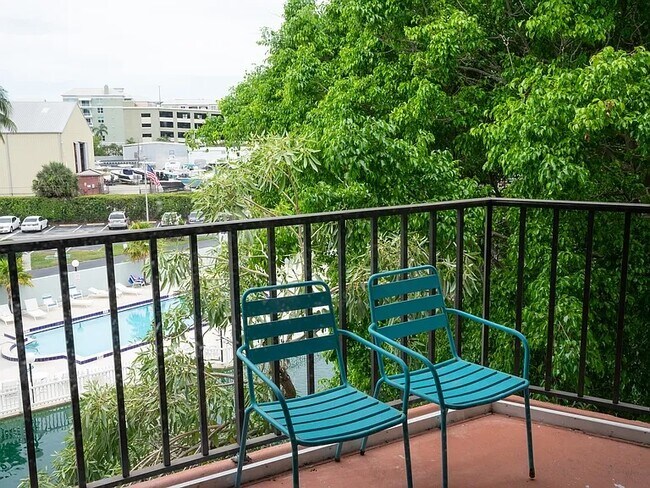 Photo - 890 Federal Hwy Unit 406