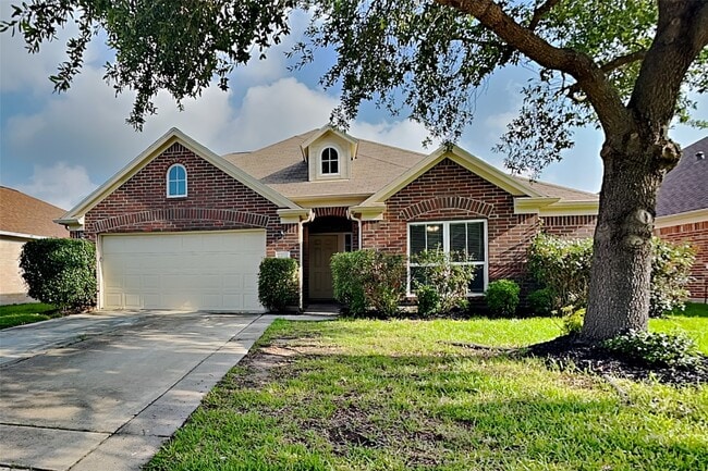 Building Photo - 6431 Hardwood Dale Way Dr