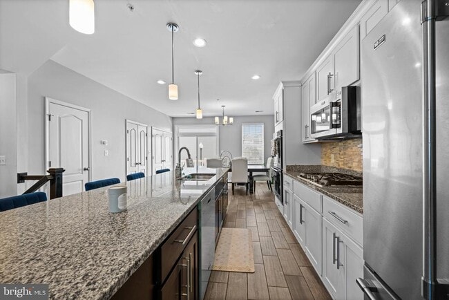Photo - 10607 Meridian Hill Way