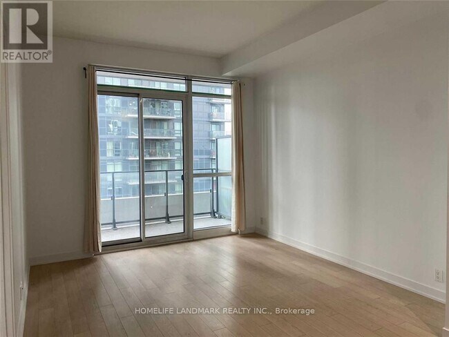 Photo - 10 Park Lawn Rd Unité 703