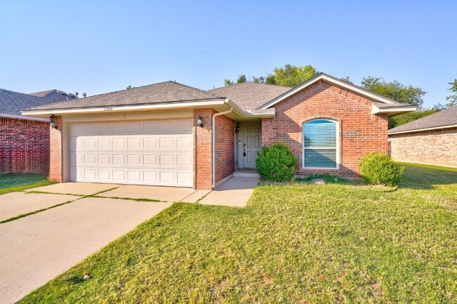 Photo - Charming 3 bedroom for Lease