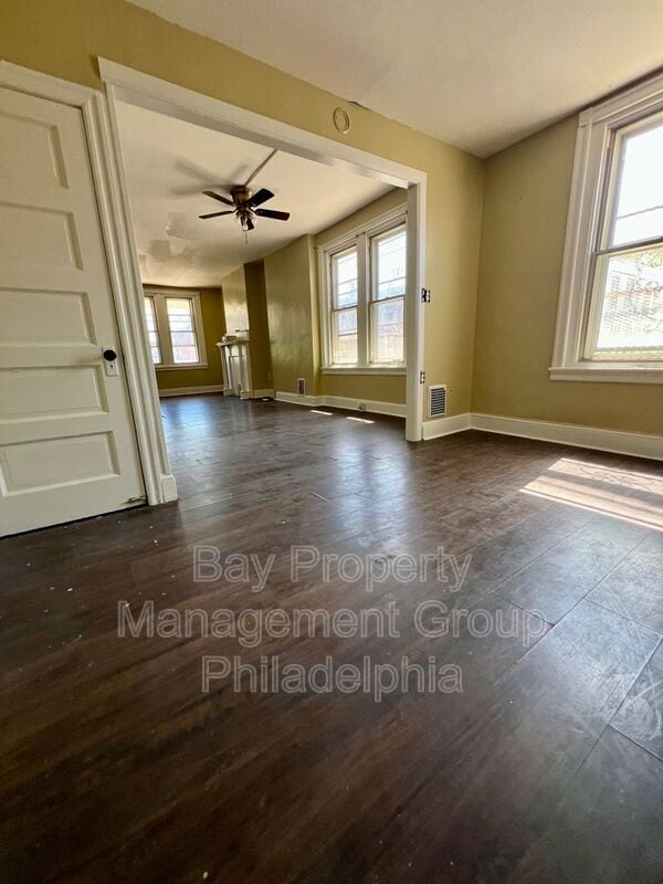 Photo - 1500 N Frazier St