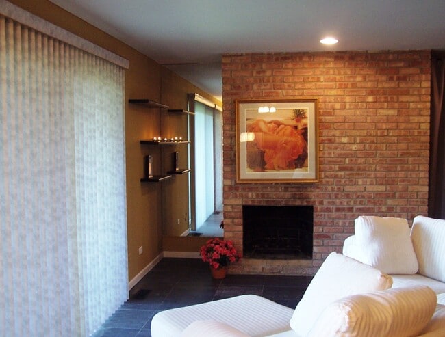 Photo - 5501 Lakeside Dr Unidad Apt 1B