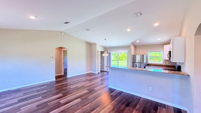 Photo - Lovely  3 Bedroom, 2 Bathroom Home in Ocala!!!