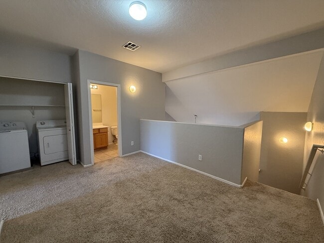 Photo - 2027 E University Dr