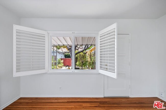 Photo - 4105 Irving Pl
