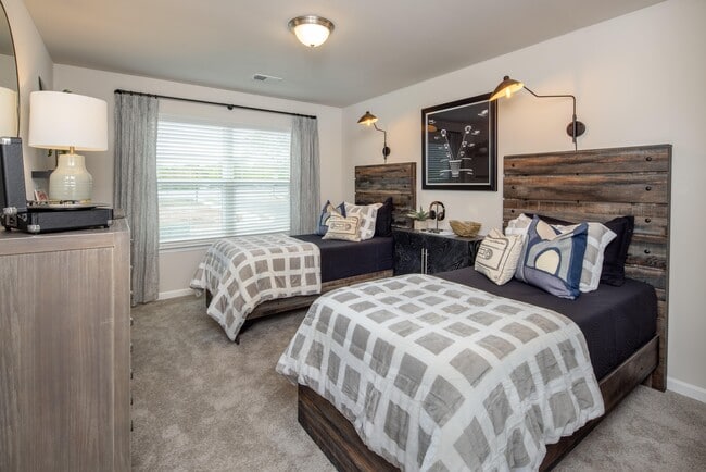 Photo - Cottages at Capital Circle, The