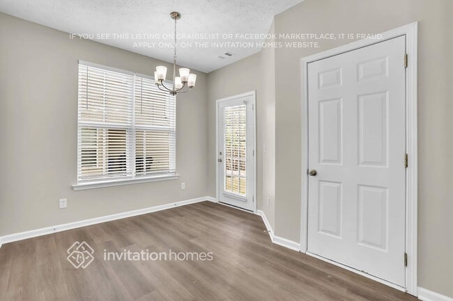 Photo - 4904 Heritage Cir