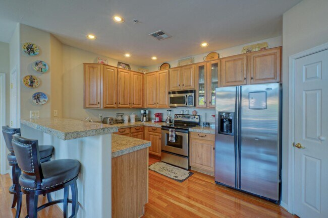 Photo - 14000 N 94th St