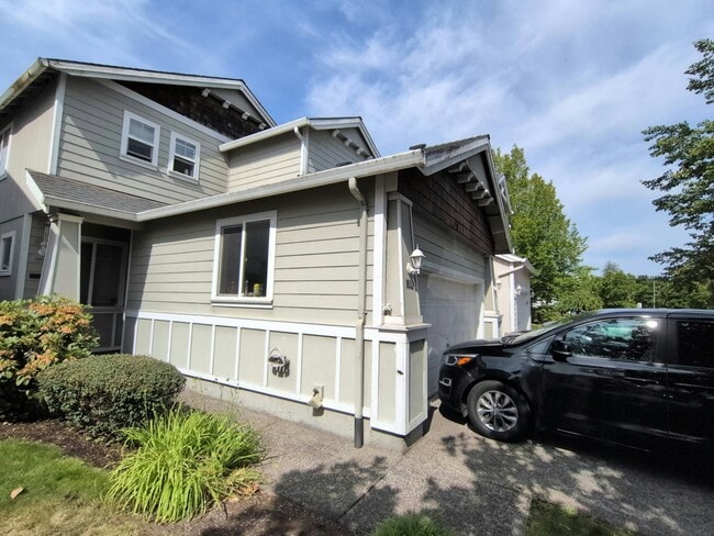 Photo - 1532 SE Gerhard Dr