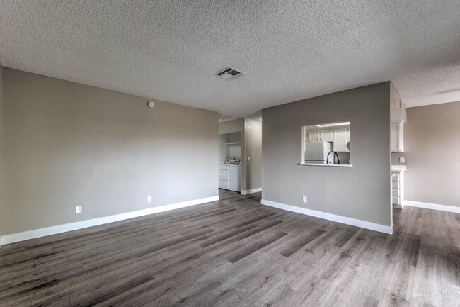 Photo - 4571 Carriage Park Dr Unit C