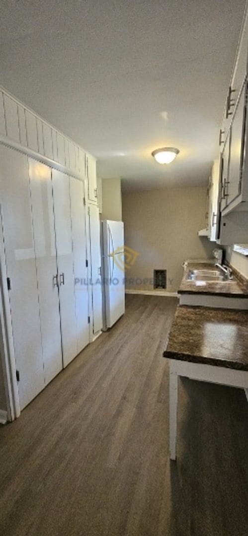Photo - Renovated 1 Bedroom at Campbell Apartments Near Downtown Available Now! Unidad 1434