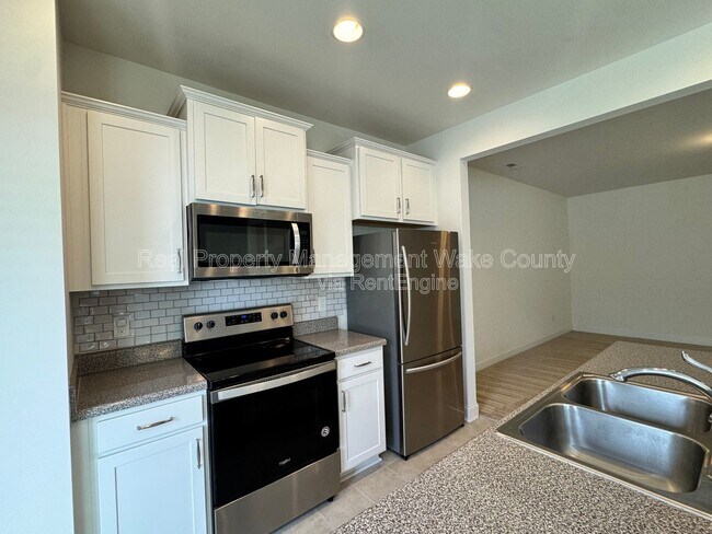 Photo - 4413 Lord Joseph Ct