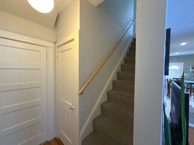 Photo - 9 Amaranth Ave Unit 2