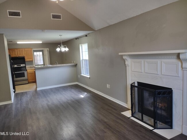 Photo - 1204 Barnett Bend Cir