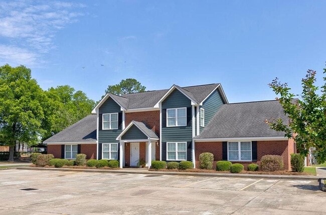 Building Photo - 2520 Barnesdale Wy Unit #6