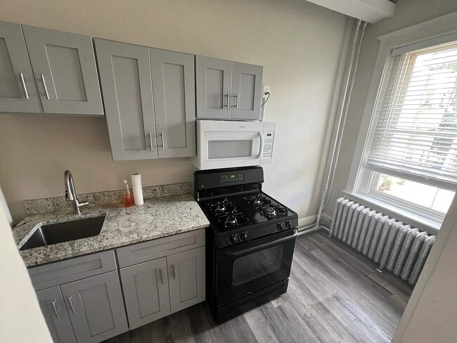 Photo - 703 Newington Ave Apartments Unit 2F