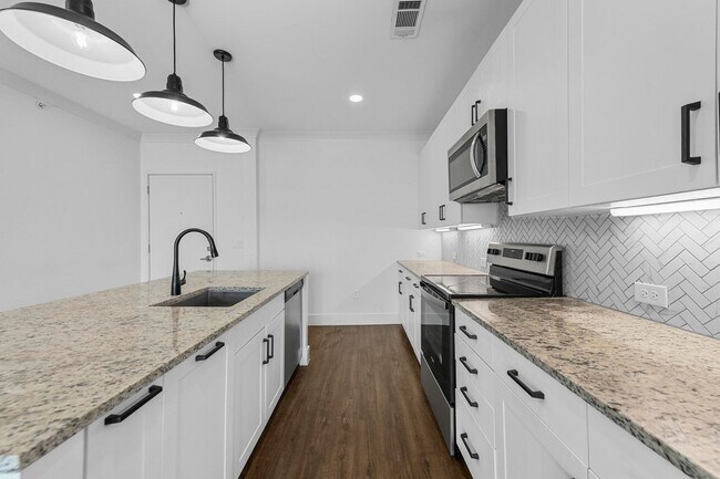 Photo - Modern 1/1 Condo in The Colony Unit 1507