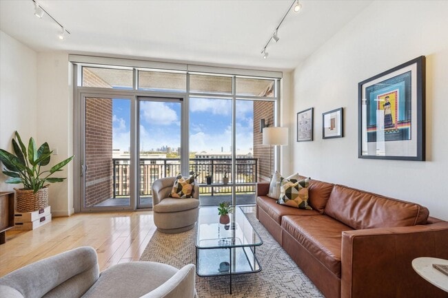 Photo - 2207 Bancroft Ln Unidad 907