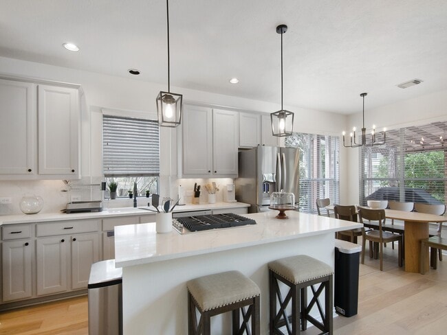 Photo - 11 Barlow Ct