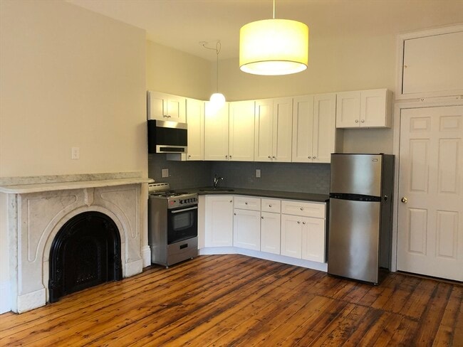 Building Photo - 614 Massachusetts Ave Unit 7 Rental