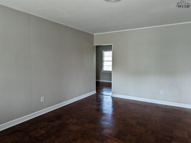 Photo - 4628 University Ave