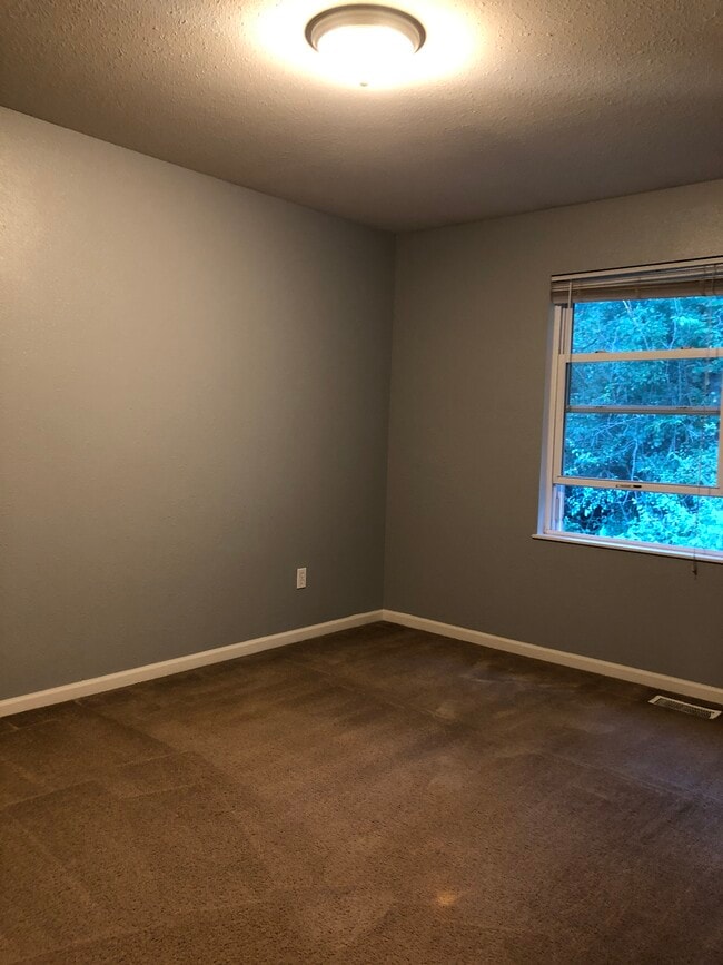 Photo - Graduate Gardens