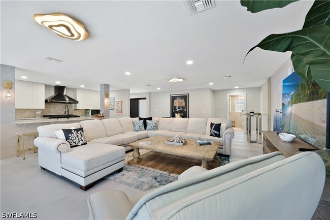380 Rookery Ct