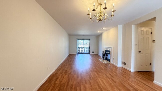 Photo - 3907 Melville Ct