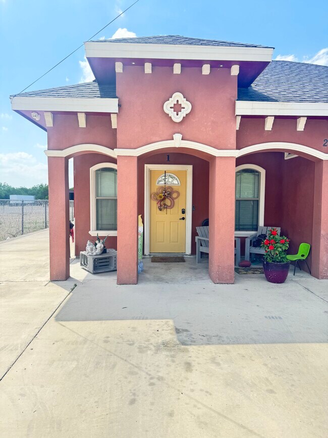 Photo - 269 Salinas Ave Apartment Unit Chaparral Duplex